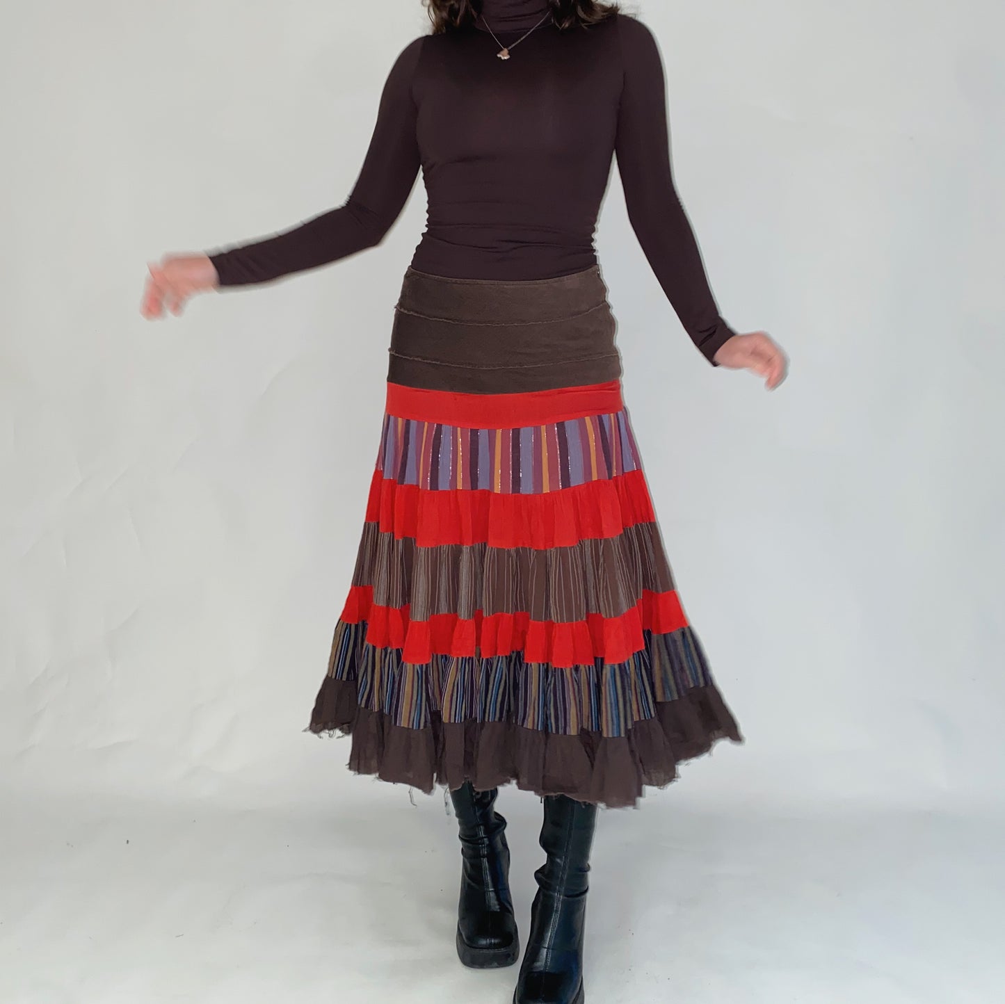 Long Vintage Skirt (M)