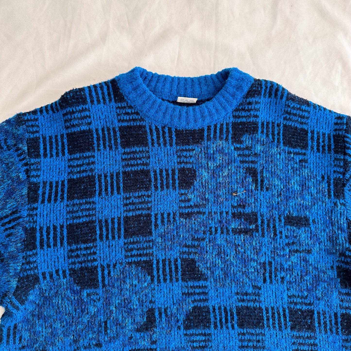 Vintage Sweater (L) 