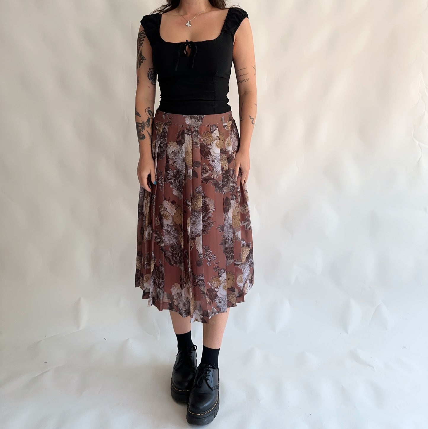 Saia midi plissada floral (XL)