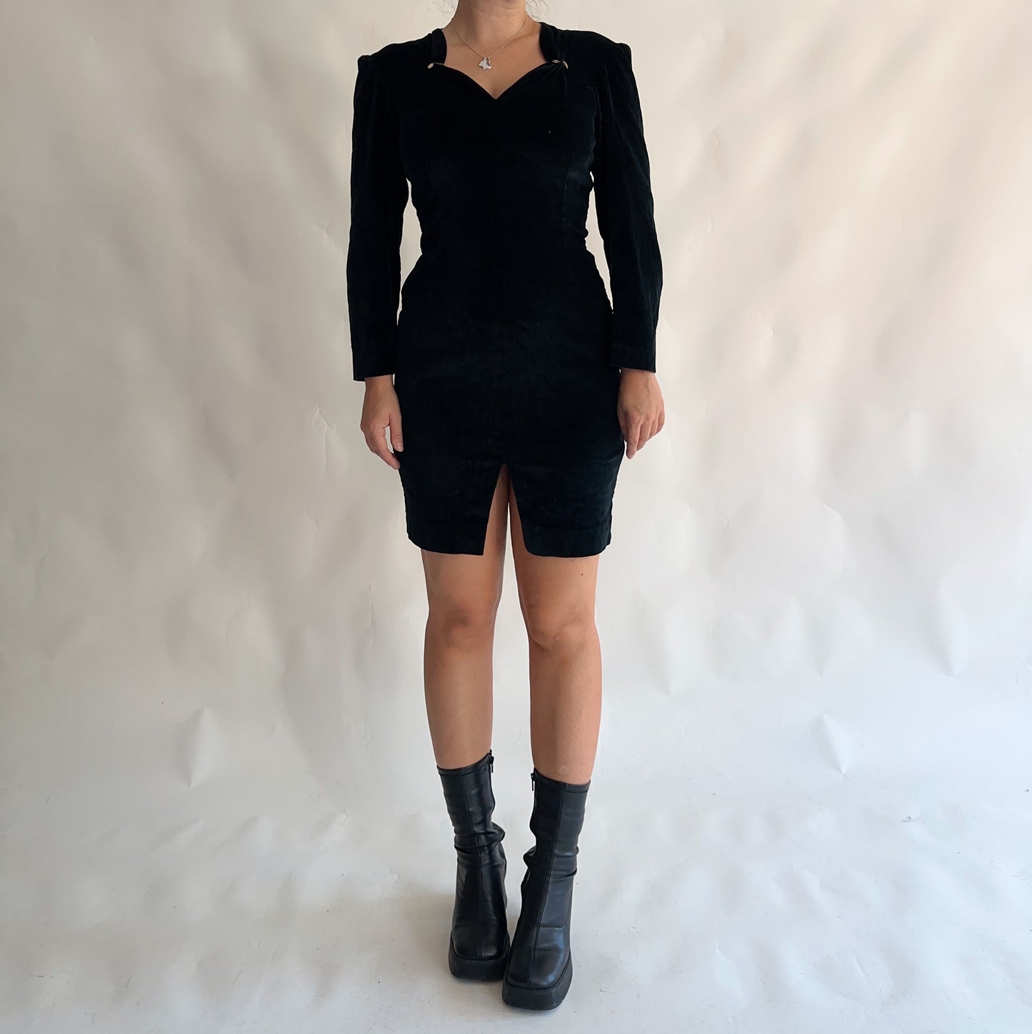 Vintage 80s Black Velvet Dress (M)