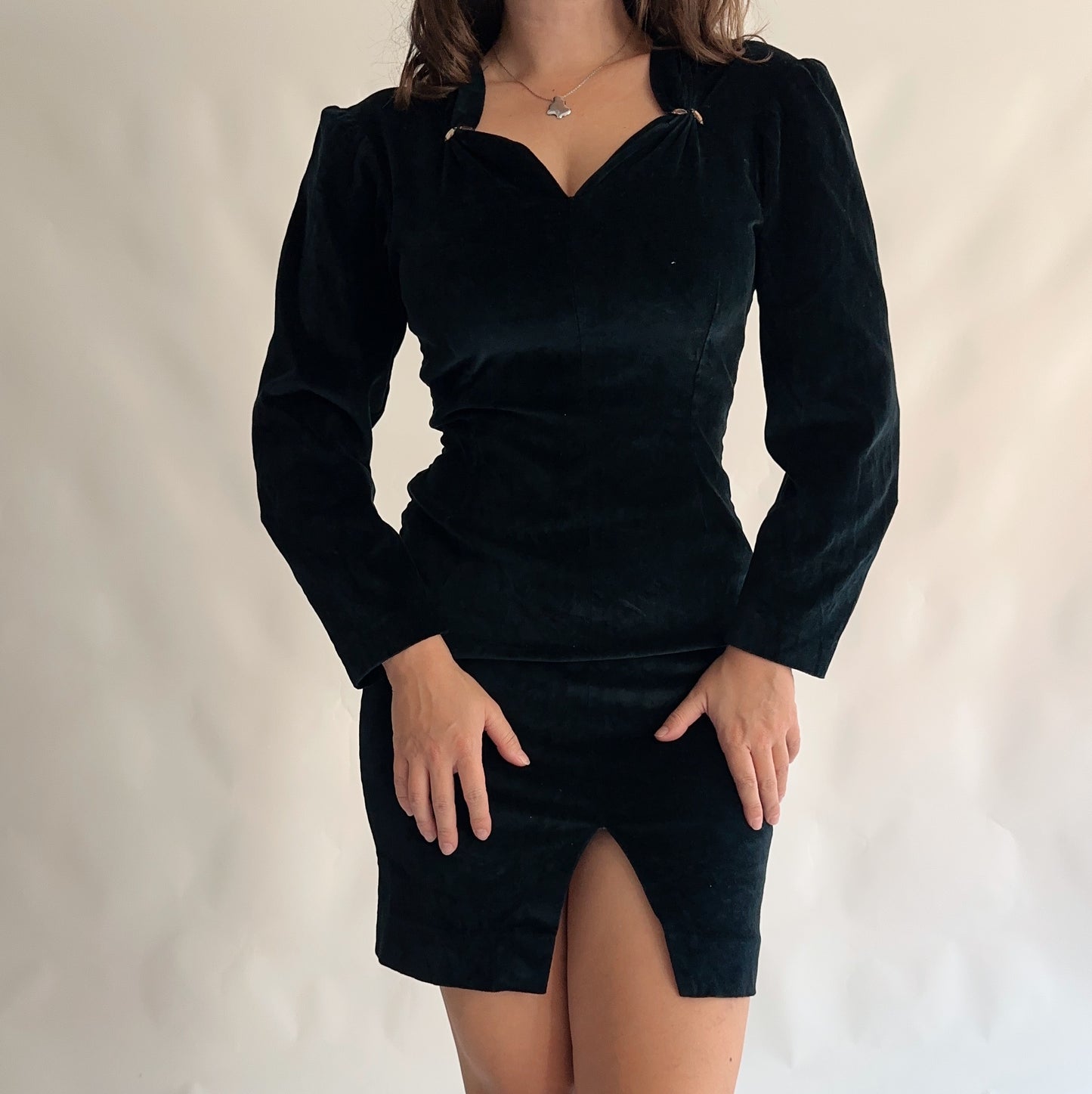 Vintage 80s Black Velvet Dress (M)